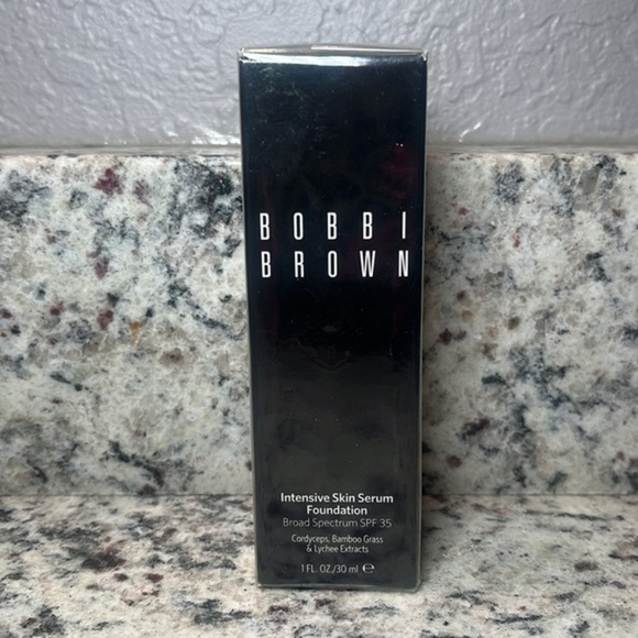 Bobbi Brown Espresso Intensive Skin Serum Foundation - Picture 3 of 6